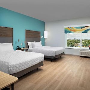 Queen Room Two Queen Beds